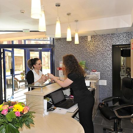 בנסאק Logis Hotel Restaurant Les 2 Rives - A75, En Bordure De Riviere מראה חיצוני תמונה
